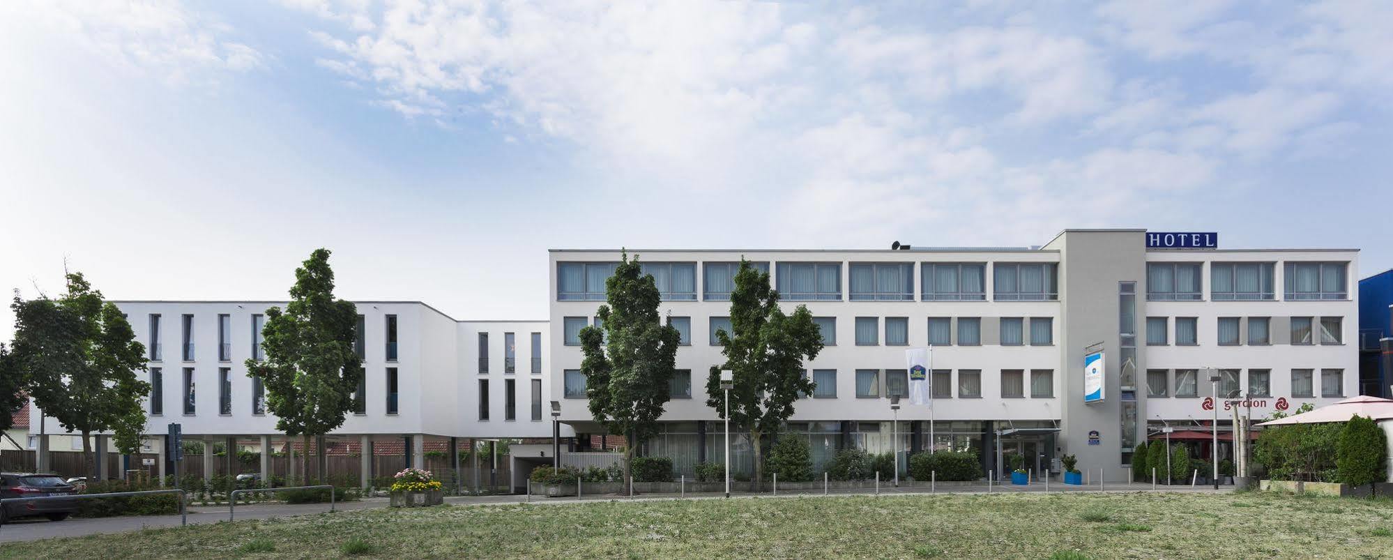 فندق بيست ويسترن ام أوروبابلاتز Königsbrunn المظهر الخارجي الصورة